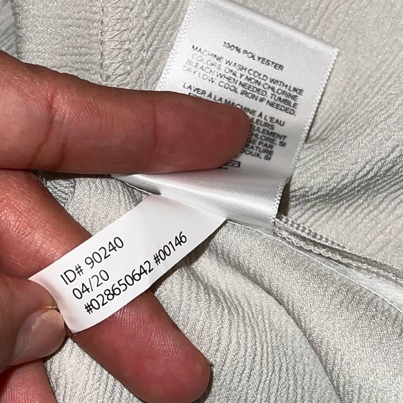 NWT Express Silky Champagne Peplum Top size Medium. - Picture 7 of 9